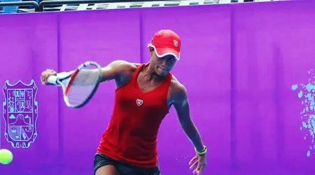 Steffi-Carruthers-Wins-Gold Loriet Sports